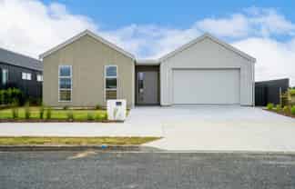 77 Theodore Drive, Ruakaka