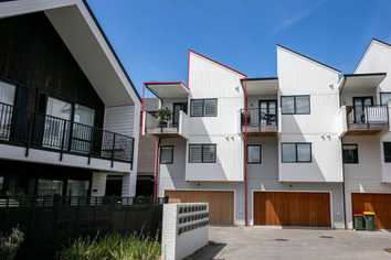 32 Catalina Bay Drive, Hobsonville