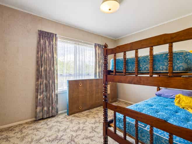 50 Scenic Drive, Hillpark
