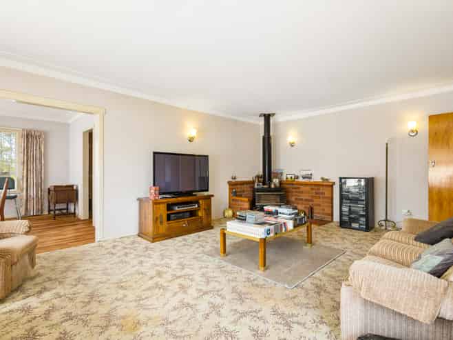 50 Scenic Drive, Hillpark