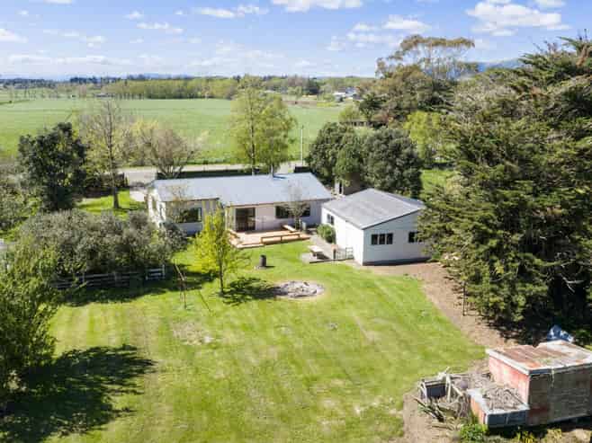 13 Puketea Street, Tokomaru