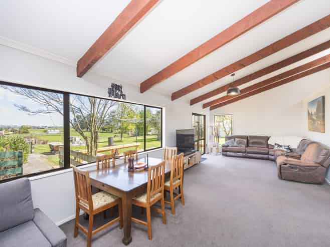 13 Puketea Street, Tokomaru