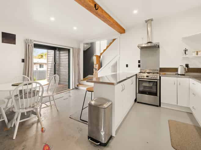4 Adela Stewart Drive, Athenree
