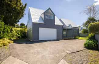 4 Adela Stewart Drive, Athenree