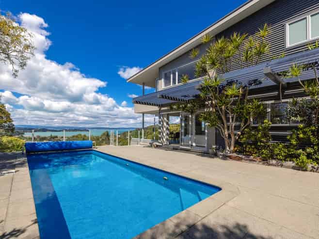 5 Tiri Road, Oneroa