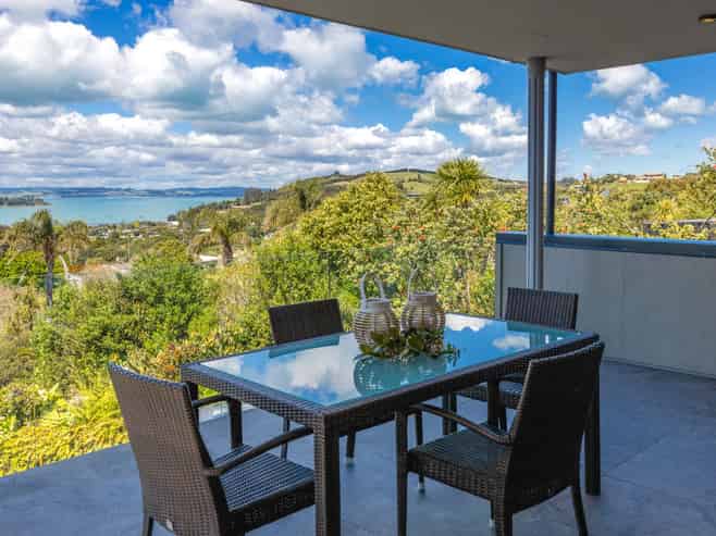 5 Tiri Road, Oneroa