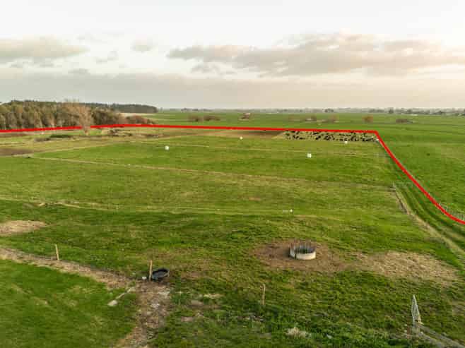 3125 State Highway 1, Sanson
