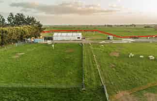 3125 State Highway 1, Sanson
