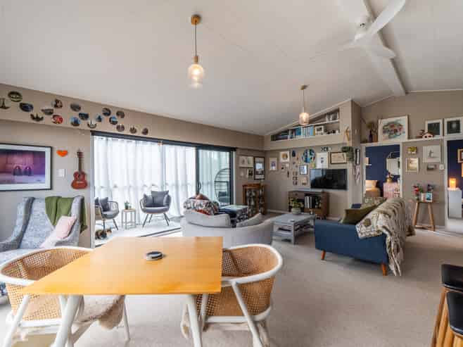 1/151 Queens Drive, Richmond