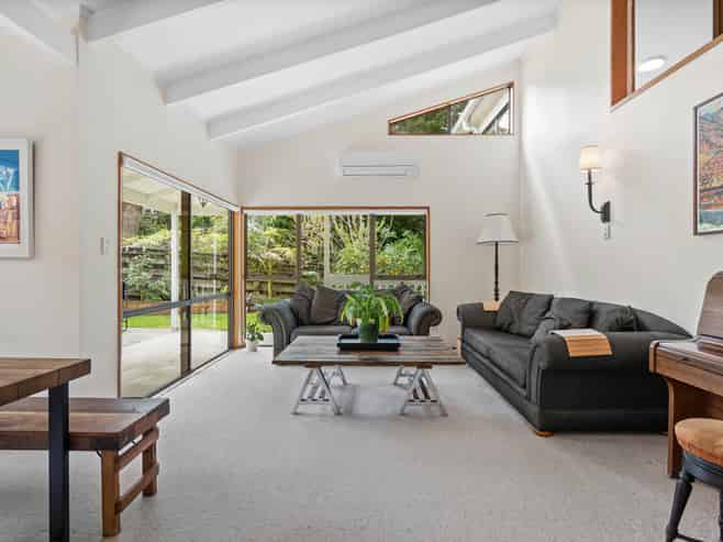 23B Aubrey Street, Regent
