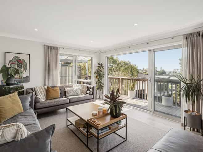 30 Thirteenth Avenue, Avenues