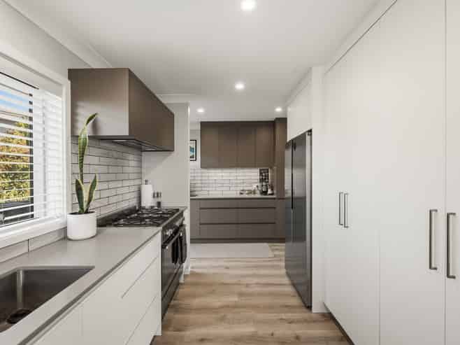 30 Thirteenth Avenue, Avenues