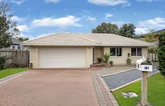 15 San Vito Place, Henderson