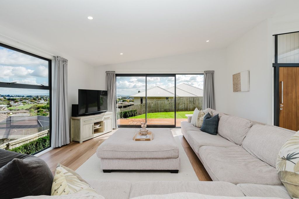 Quick! Before Someone Else Buys the Best View 5