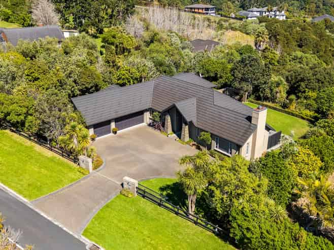 664 Redoubt Road, Flat Bush