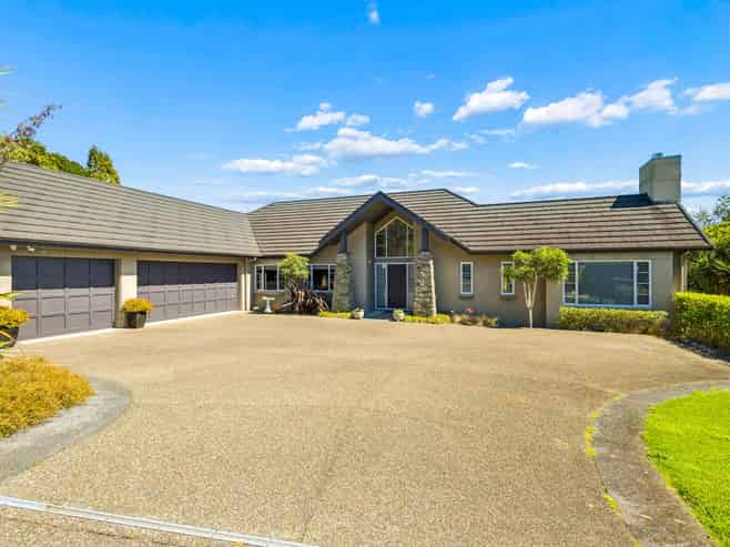 664 Redoubt Road, Flat Bush