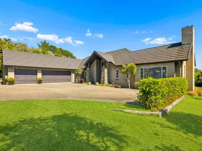 664 Redoubt Road, Flat Bush