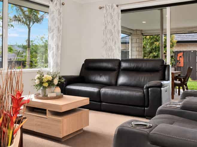 40 Jane Way, Hairini