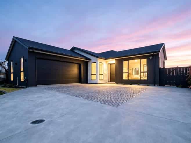86  Parish Drive, Milldale
