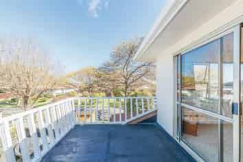 4 Meadowbrook Drive, Cloverlea