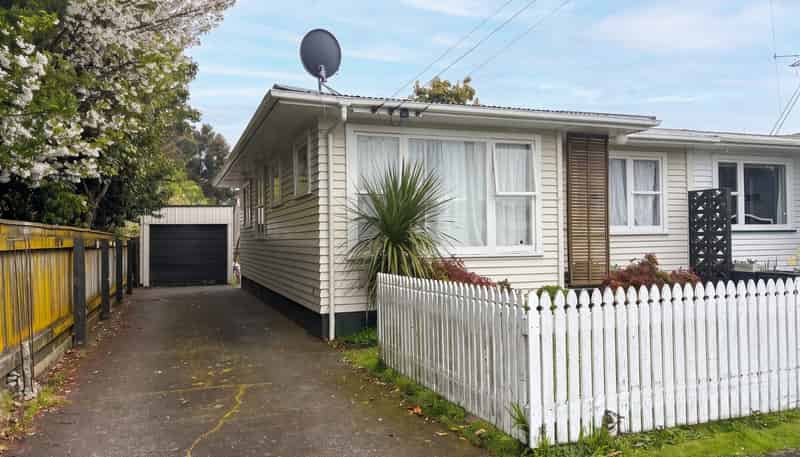 51 Queenwood Road, Levin