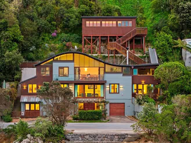 423 Karaka Bay Road, Karaka Bays
