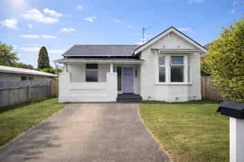 24 Plymouth Street, Whanganui Central