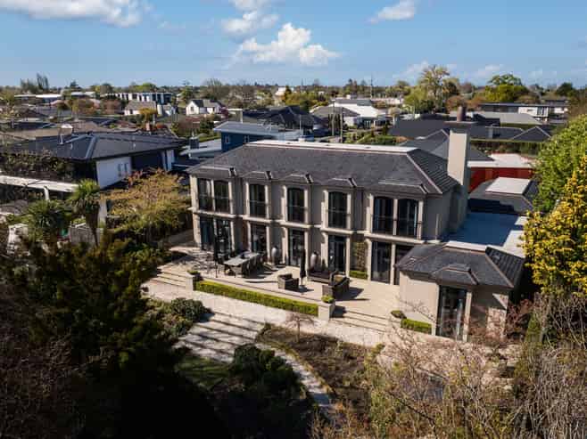 15A Penhelig Place, Fendalton