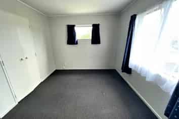 Auckland - Address withheld