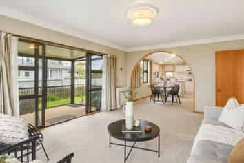 74 Chaucer Street, MILTON