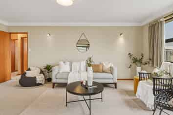 74 Chaucer Street, MILTON