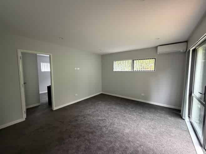 4/26 Longfellow Parade, Titirangi