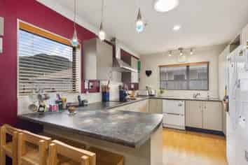 50 Mary Huse Grove, Manor Park