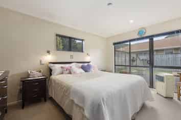 50 Mary Huse Grove, Manor Park