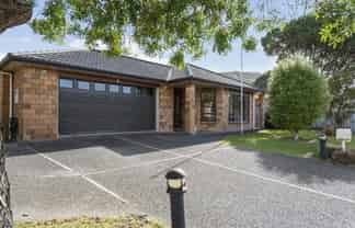 50 Mary Huse Grove, Manor Park