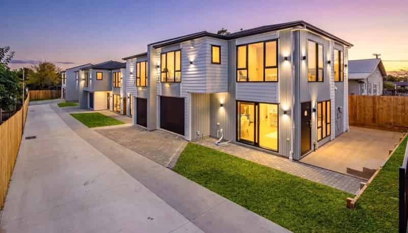 67A Russell Road, Manurewa