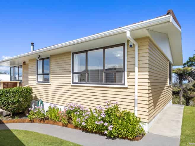 52 Canberra Avenue, Lynfield