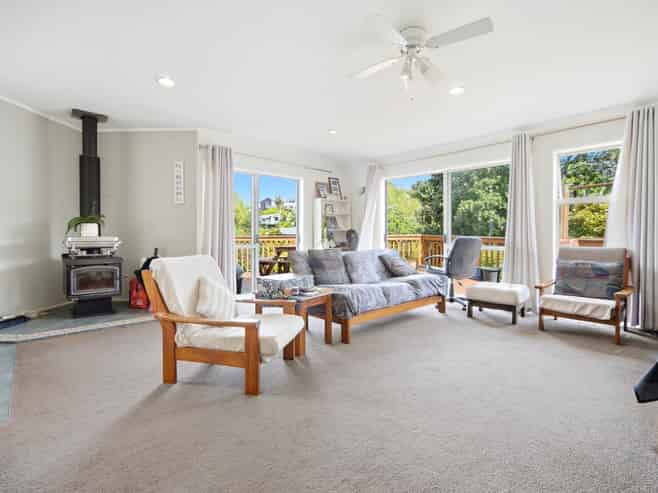 22 Hythe Terrace, Mairangi Bay
