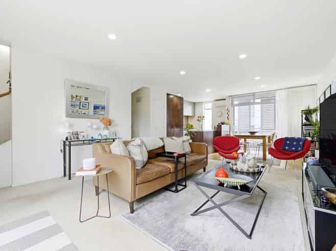 2/31 Byron Avenue, Takapuna