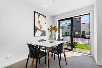 51/170 Fraser Avenue, Johnsonville