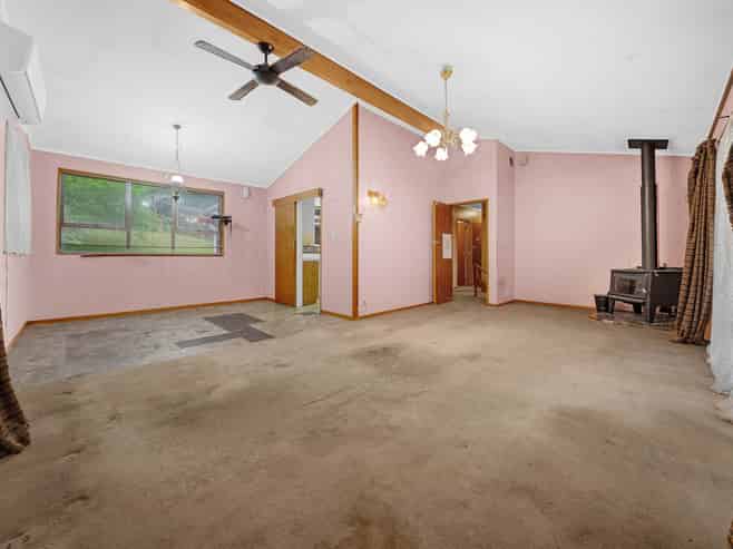 60 Chilcott Road, Henderson