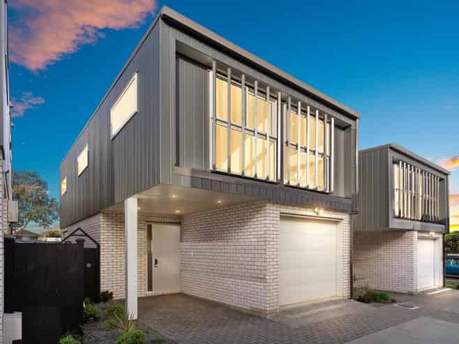 1B Loloma Drive, Half Moon Bay