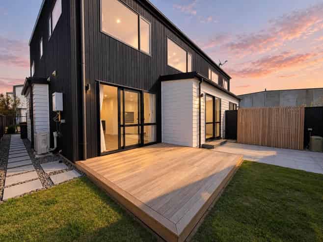 6 Alexander French Close, Millwater