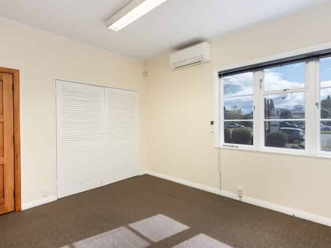 High-Profile Cameron Road offices + Ample parking