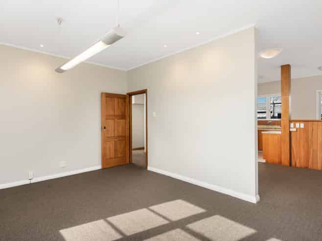 High-Profile Cameron Road offices + Ample parking