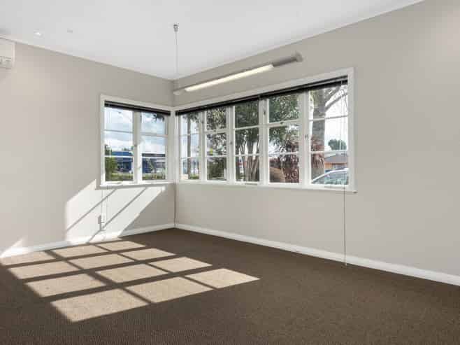 High-Profile Cameron Road offices + Ample parking