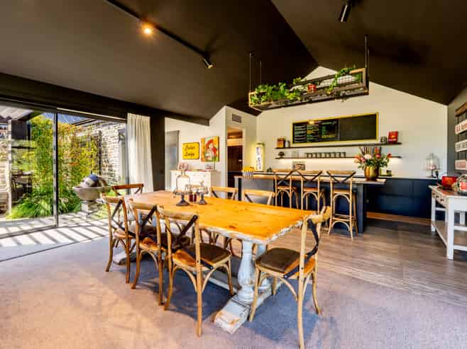418b Pages Road, Gleniti