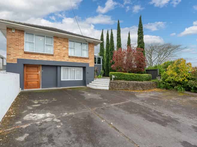 17 Morrinsville Road, Hillcrest
