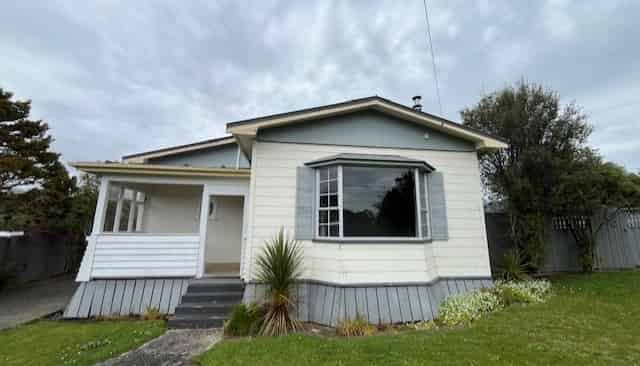 7 Seddon Street, Runanga