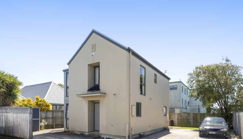100 Elizabeth Street, Riccarton
